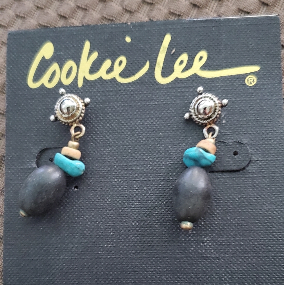 Earings